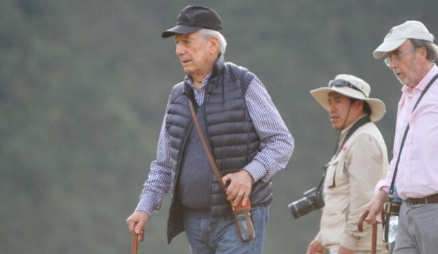 Vargas Llosa confesó sentirse orgulloso por retiro del embajador de Perú en Venezuela