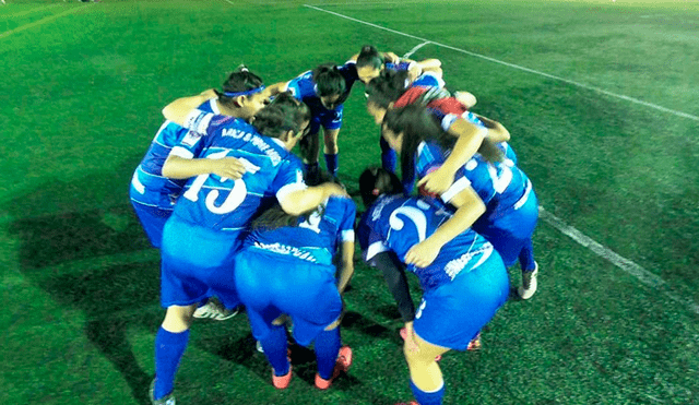 Equipo de fútbol femenino de ‘San Marcos de Arica’ atrapado en Santiago por protestas