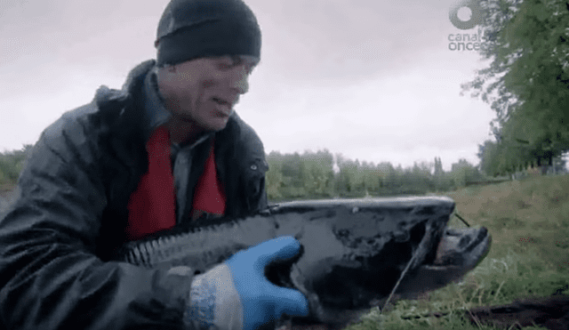 YouTube viral: aventurero pesca en Chernobyl  y halla mutante 'monstruo negro' [VIDEO]