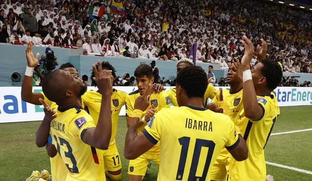 Ecuador es el primer equipo que derrota a un equipo anfitrión en el primer partido. Foto: EFE