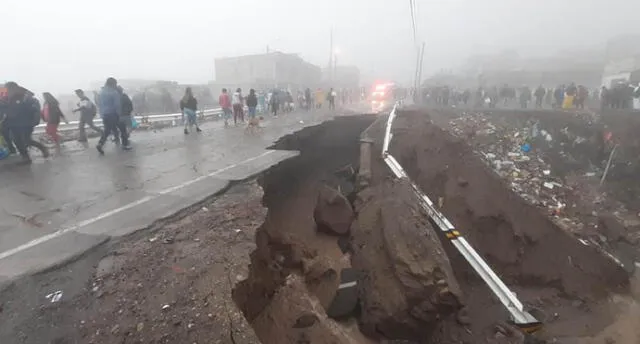 Puente colapsa en Cerro Colorado ante persistentes lluvias