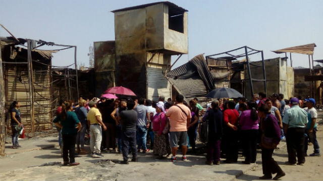 Incendio en Puente Piedra: comerciantes damnificados piden ayuda