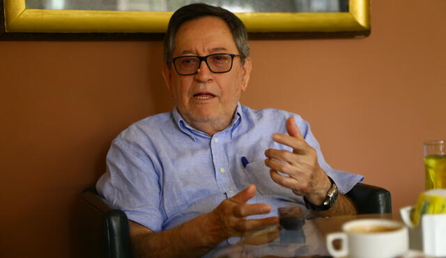 Julio Ortega: “La precariedad define al Perú hoy y eso se refleja en el aparato del Estado”