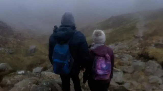 La pareja estaba en el Peak District con la familia de la joven. Foto: Difusión.