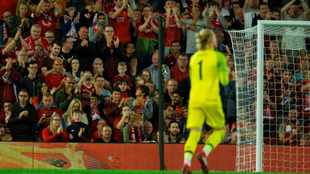 Karius tuvo impactante recibimiento en Liverpool tras bloopers en final de Champions League [VIDEO] 