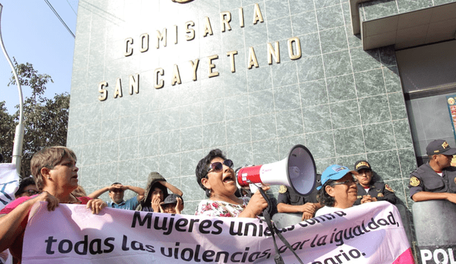 Colectivos feministas realizan plantón para exigir justicia por Jessica Tejeda. Foto: GLR