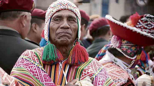Cusco: Cargando al Taytacha 
