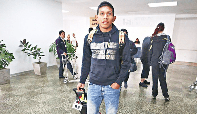 Edison 'Oreja' Flores: "Nadie es fijo en la selección peruana"