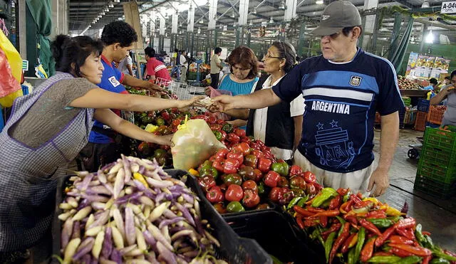 Kantar: 9 de cada 10 soles del gasto en la canasta familiar de los peruanos se pagan en efectivo