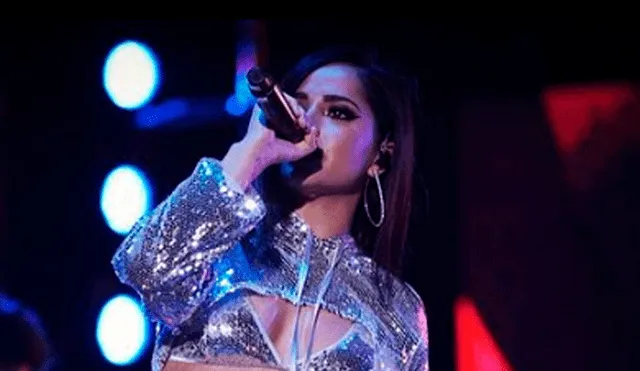 Becky G niega haberse burlado de Selena Gómez en popular canción ‘Taki Taki’