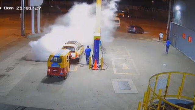 Según la empresa, la fuga de gas se produjo del vehículo que segundos antes fue abastecido de GLP. (Foto: Captura de video / Canal N)