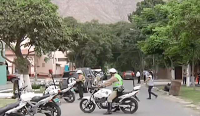Chaclacayo: graban a agentes de la PNP en actos obscenos en comisaría [VIDEO]