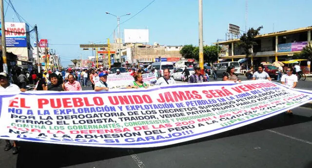Chimbote marcha contra la explotación petrolera y exigen derogar decretos