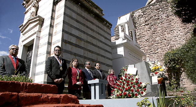 Homenajean a promotores del Día de Cusco e Inti Raymi