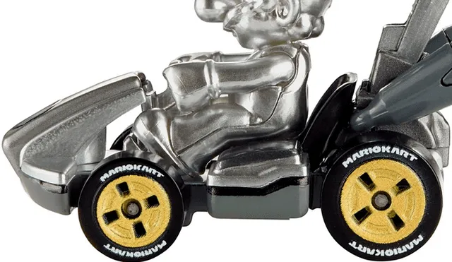 Circuito de Hot Wheels inspirado en Mario Kart
