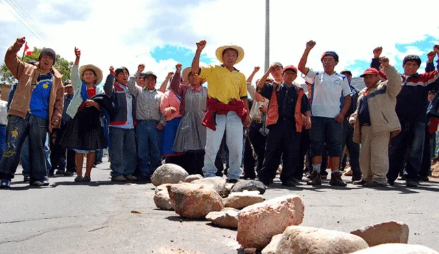 Cajamarca: pobladores de Huambocancha Alta realizan paro contra Yanacocha
