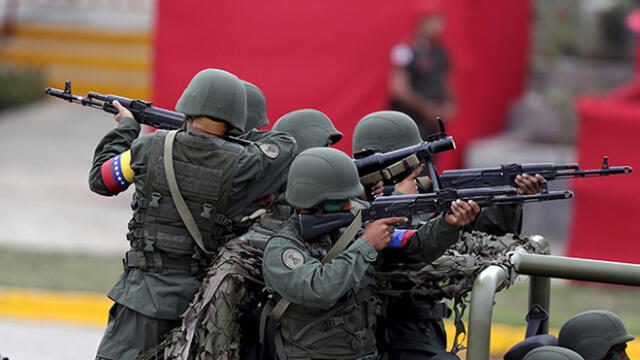 “Cada bala es un enemigo menos”, chavismo anuncia que cuenta con 8.000 francotiradores