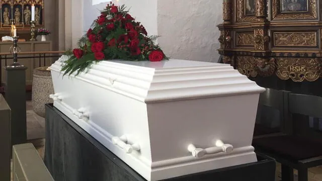 Anciano acusado de asesinato pagó su entierro y se suicidó frente a la funeraria