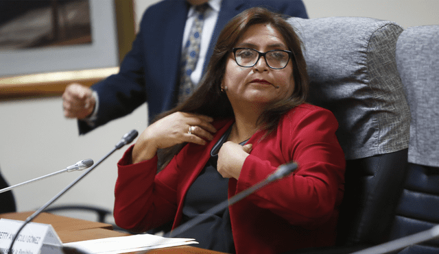 Betty Anaculi: juez ordenó levantar inmunidad de fujimorista