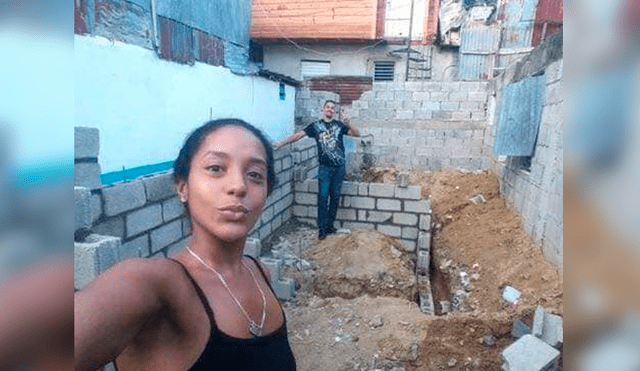 En Facebook, una pareja de novios cumplió su meta al construir su propia casa con ayuda de sus familiares.