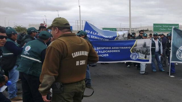 Protesta de Senasa paraliza tránsito en frontera con Chile
