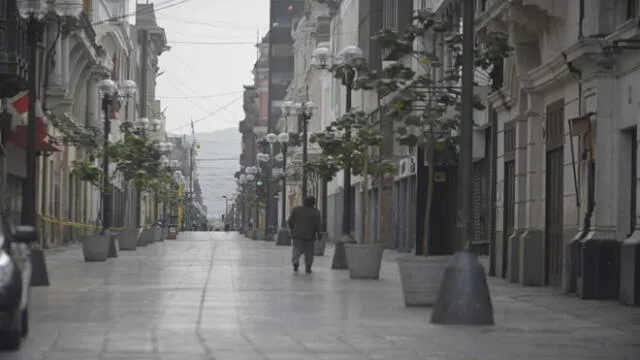 Lima se ve como ciudad fantasma debido a inmovilización total por el coronavirus