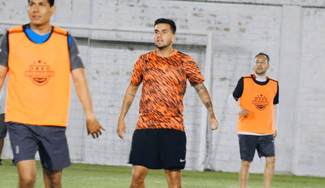 Christian Cueva es captado jugando “pichanga” junto a Cedrón [FOTOS]