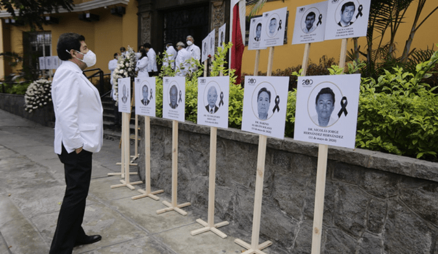 Médicos fallecidos luchando contra el COVID-19 / Fotos: John Reyes