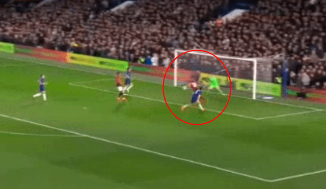 Manchester United vs Chelsea: Ander Herrera llegó hasta el área para marcar el 1-0 [VIDEO]