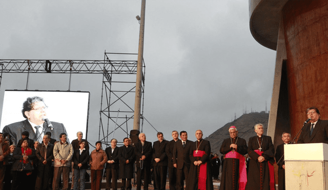 Piden firmas para retirar el Cristo del Pacífico del Morro Solar [FOTOS]
