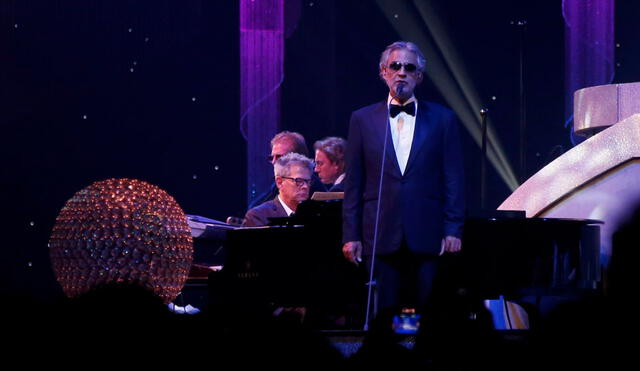 Andrea Bocelli canta “Amazing grace” y revive concierto en la Catedral de Milán 