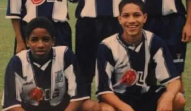 Jefferson Farfán y Paolo Guerrero jugaron juntos en las menores de Alianza Lima.