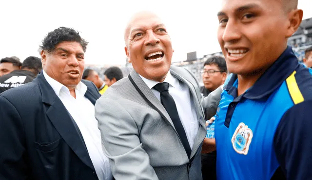 Roberto Mosquera y Alan Diez protagonizaron un candente intercambio de palabras en Fox Sports Perú. | Foto: GLR