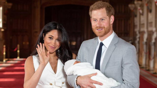 Seis meses después de la conversación, Harry y Meghan renunciarían a la familia real. (Foto: AFP)