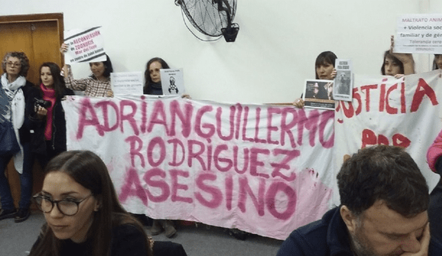 Los animalistas argentinos exigen justicia para Rubio. Foto: Facebook.