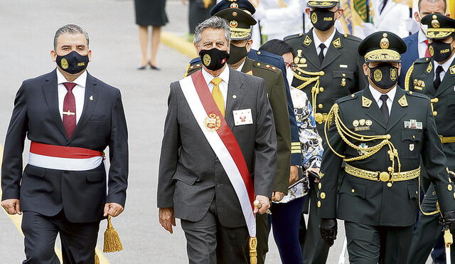 Presidente de la República señaló que aquellos efectivos que traicionen los ideales de la PNP serán sancionados. Foto: Luis Jiménez/La República