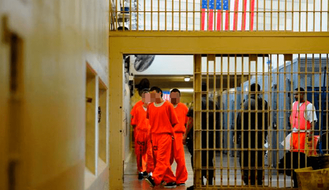 Las autoridades y expertos en salud consideran a las cárceles como un epicentro potencial para la expansión del COVID-19 en los Estados Unidos.