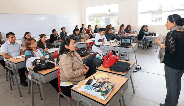 3 mil 300 docentes podrán pasar a otro nivel en Lima
