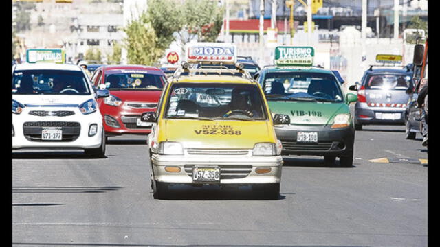 Municipio de Arequipa empadrona a más de 1700 taxistas para entregar Setare