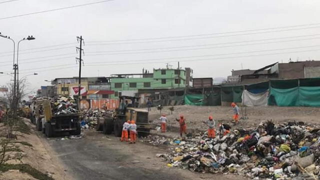 Jorge Muñoz supervisó recojo de 300 toneladas de basura en San Juan de Miraflores 