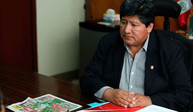 Edwin Oviedo no viajará con la selección peruana a Europa