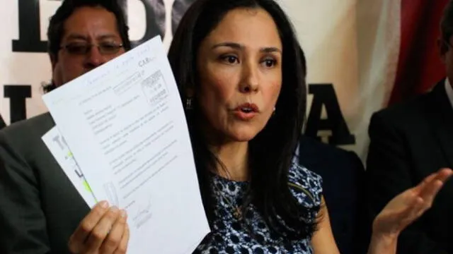 Nadine Heredia acudió a la Fiscalía, pero denunció que no se le permitió declarar