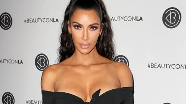 Kim Kardashian posó semidesnuda y fans la acusan de usar Photoshop [FOTO]