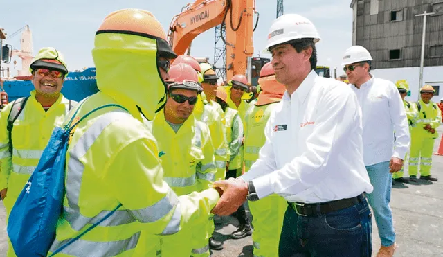 Ministro Carlos Lozada. Destacó la confianza del sector público y privado hacia el desarrollo de la infraestructura del país.