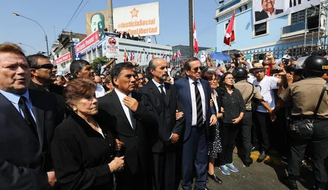 Cortejo fúnebre de los restos del ex presidente Alan García llegará hasta la Plaza San Martín [FOTOS]