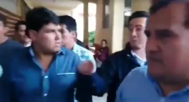 Cajamarca: candidato Walter Benavides fue pifiado al emitir su vota en Chota [VIDEO]