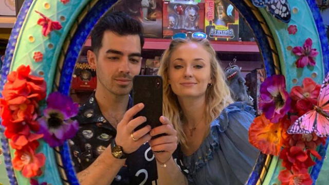 Joe Jonas indicó que el le pidió a Sophie Turner ver El señor de los anillos. (Foto: Instagram)