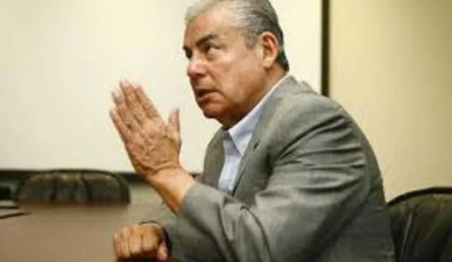 Cuestionan a congresista Villanueva por presuntos vínculos con Odebrecht