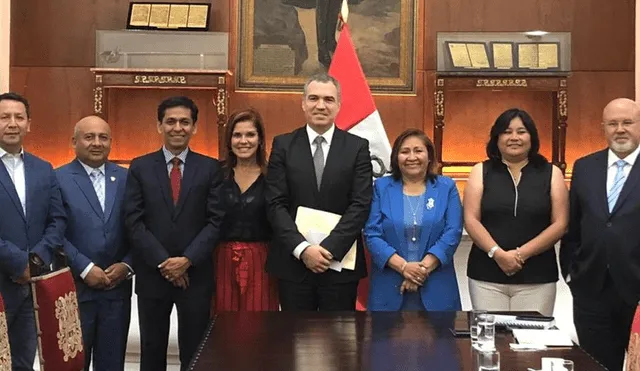 Salvador del Solar se reunió con Bancada PPK en Palacio de Gobierno