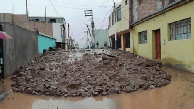 Arequipa: Ministerio de Vivienda envía maquinaria para labores de apoyo por huaico en Aplao